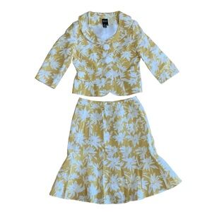 BIGIO Collection Sz 10 Elegant Yellow Floral Midi Suit